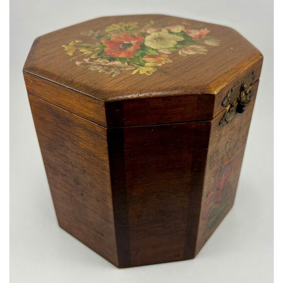 Vintage Lidded Wood Deco Box with Floral Pirate Ship Appliques Brass Closure - Picture 6 of 12